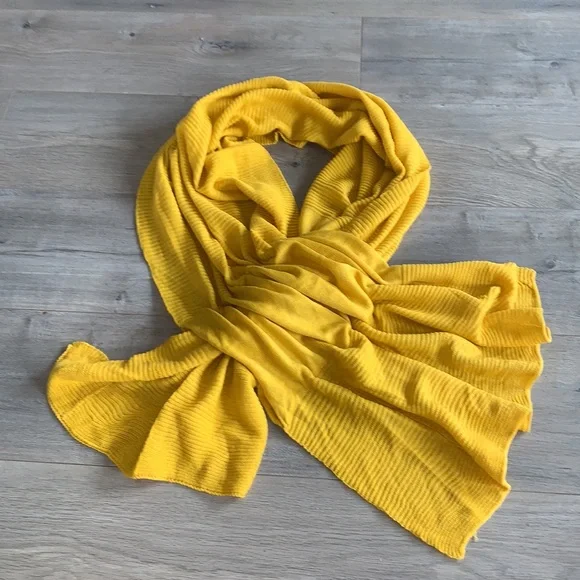 Mustard Yellow Ribbed Scarf - Picture 5 of 7